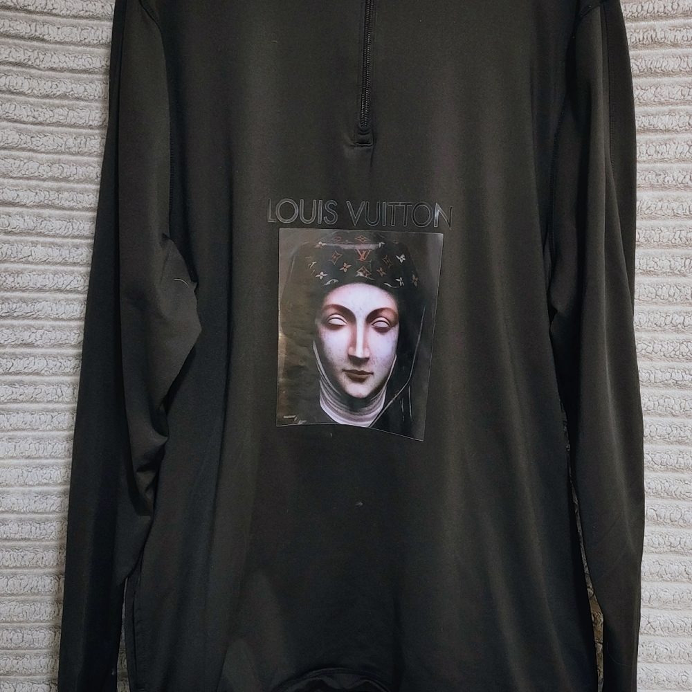 SOLD!Louis Vuitton top with half zipper